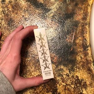 Jeffree Star velour liquid lipstick nude color